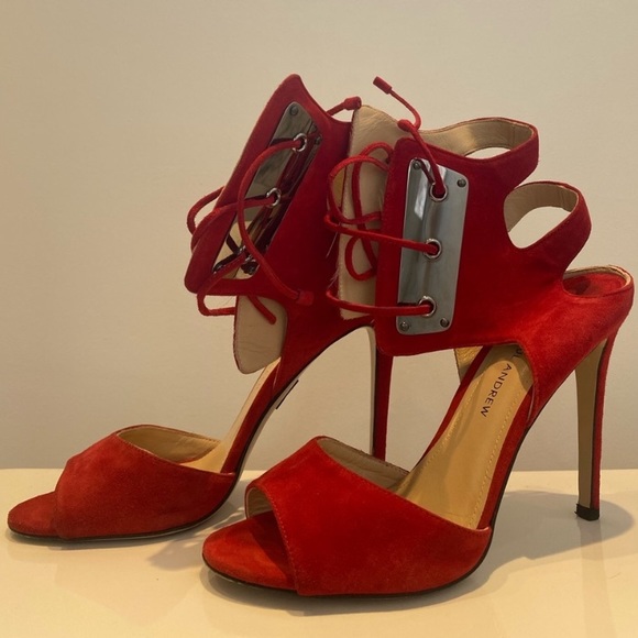 Designer luxury Brand new never worn Paul Andrew red heels - Picture 2 of 3